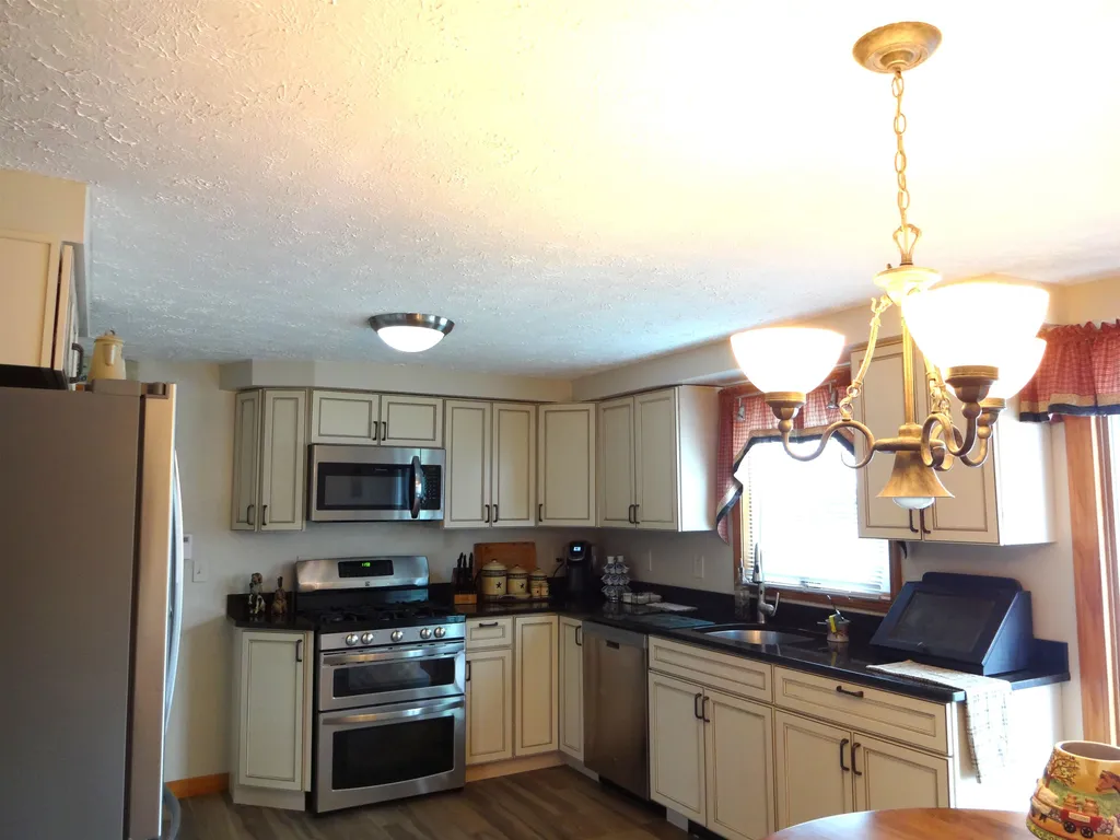 169 Georgetown Drive Barnstead NH 03225
