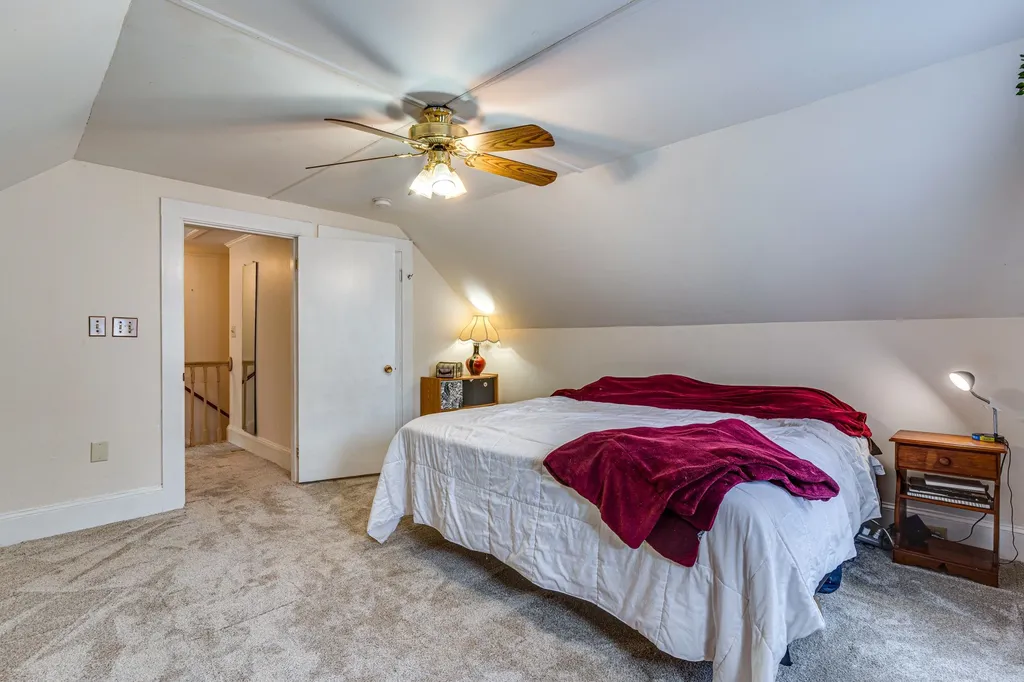 19 Newington Road Greenland NH 03840