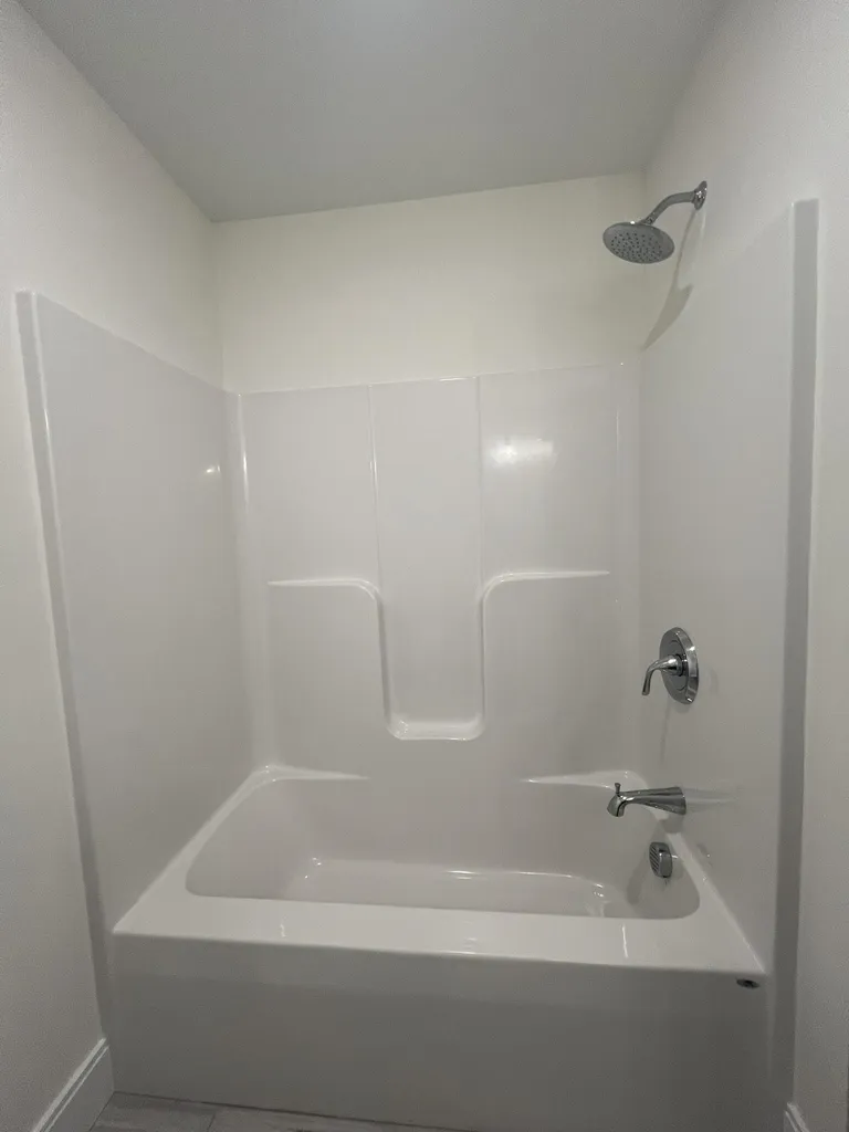 190 Sage Lane Portsmouth NH 03801