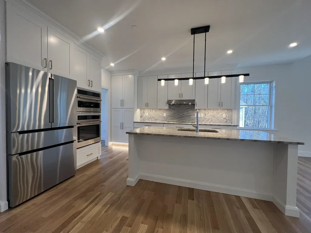 190 Sage Lane Portsmouth NH 03801