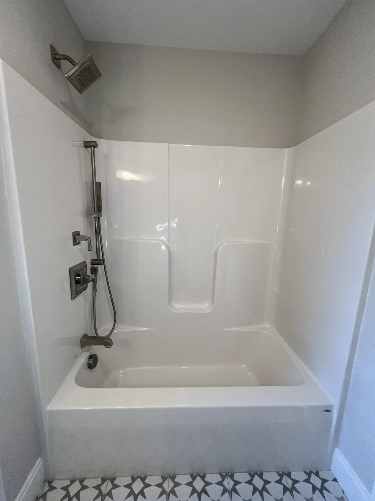 188 Sage Lane Portsmouth NH 03801