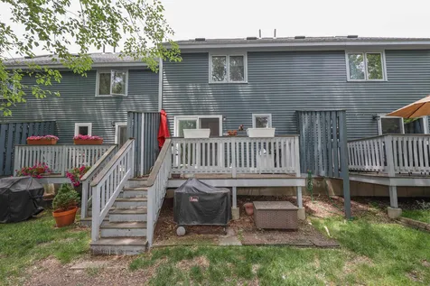 188 Valley West Way Manchester NH 03102