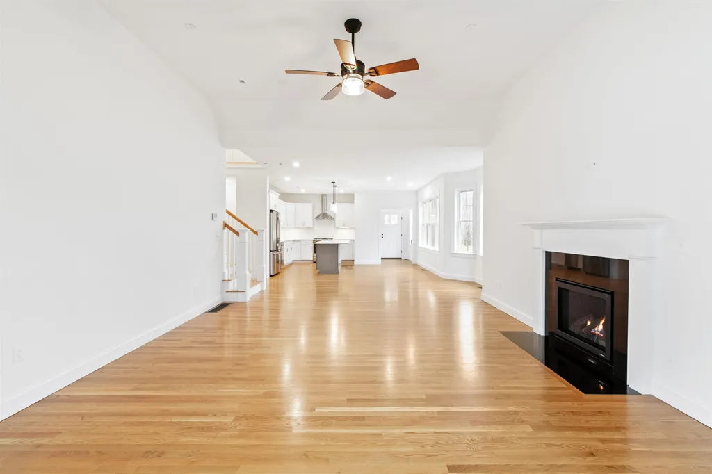 119 Sage Lane Portsmouth NH 03801