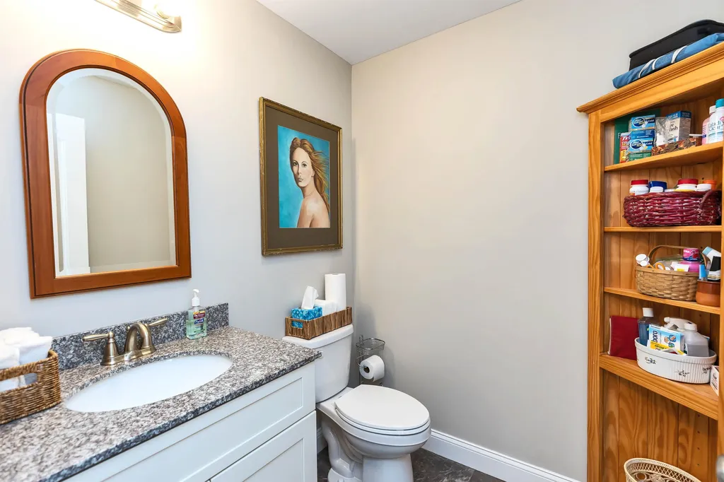 39 Pineview Drive Candia NH 03034