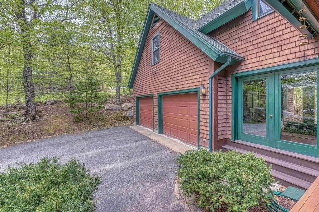 56 Panorama Lane Hebron NH 03241