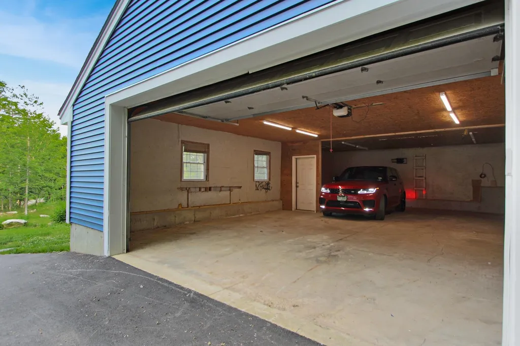 76 Rocky Pond Road Hollis NH 03049