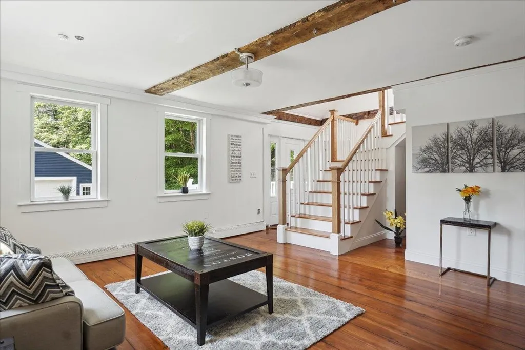 76 Rocky Pond Road Hollis NH 03049