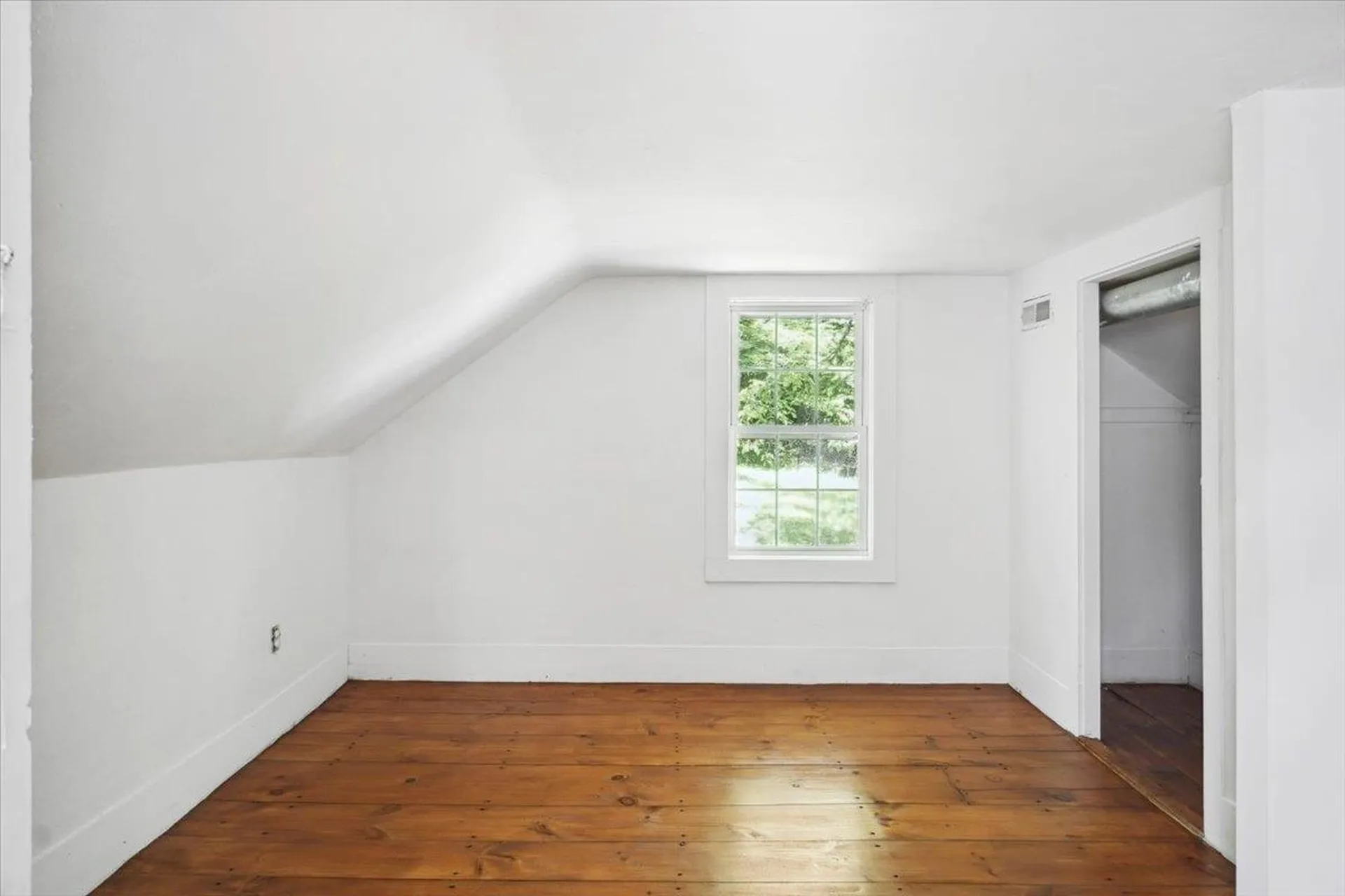 76 Rocky Pond Road Hollis NH 03049