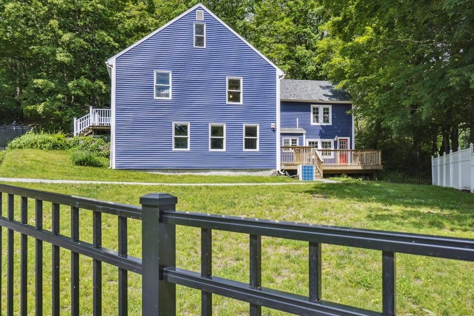 76 Rocky Pond Road Hollis NH 03049