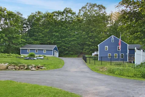 76 Rocky Pond Road Hollis NH 03049