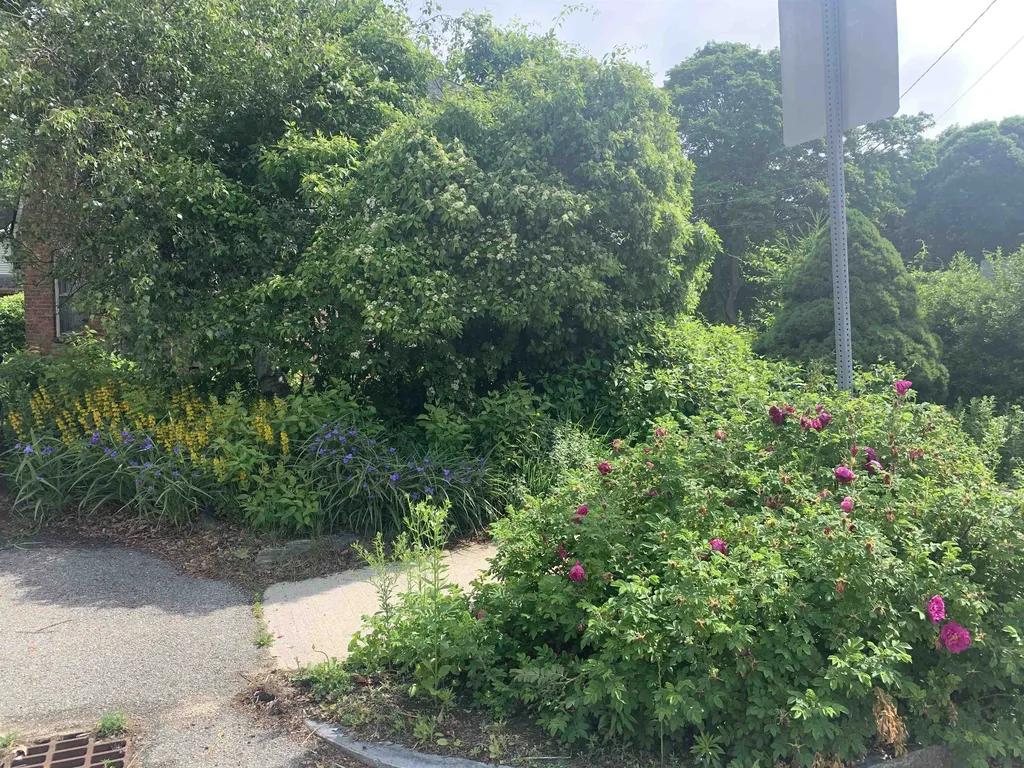 40 Porpoise Way Portsmouth NH 03801