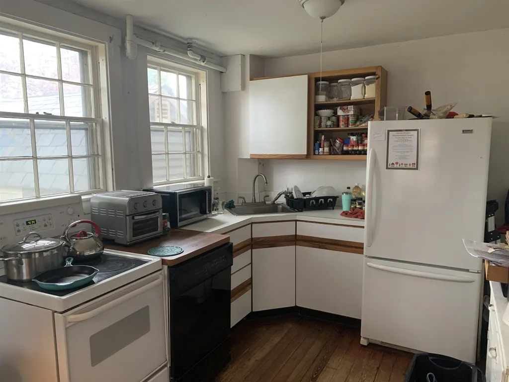 40 Porpoise Way Portsmouth NH 03801