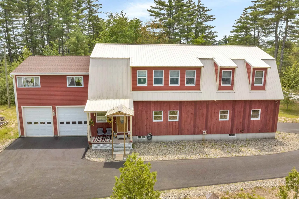 313 Maple Road Tamworth NH 03817