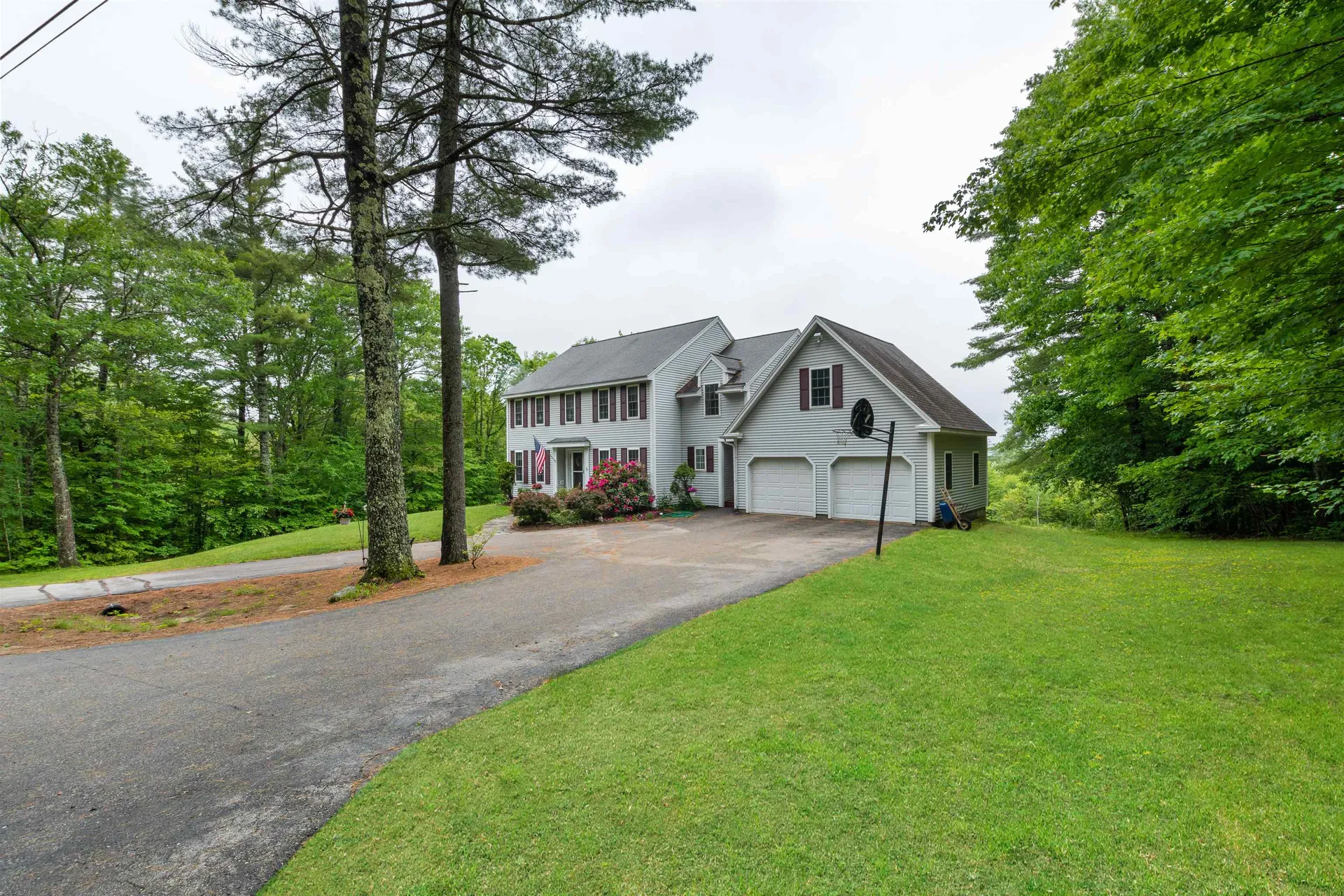 5 Birch Lane Holderness NH 03245