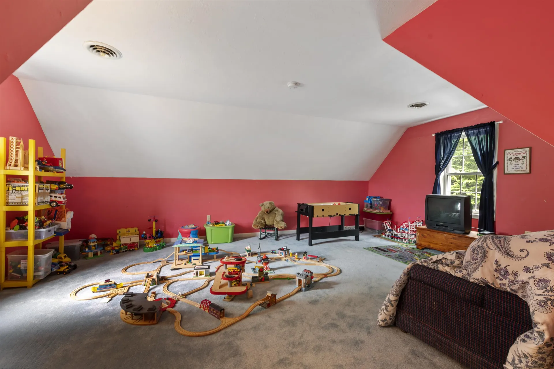 5 Birch Lane Holderness NH 03245