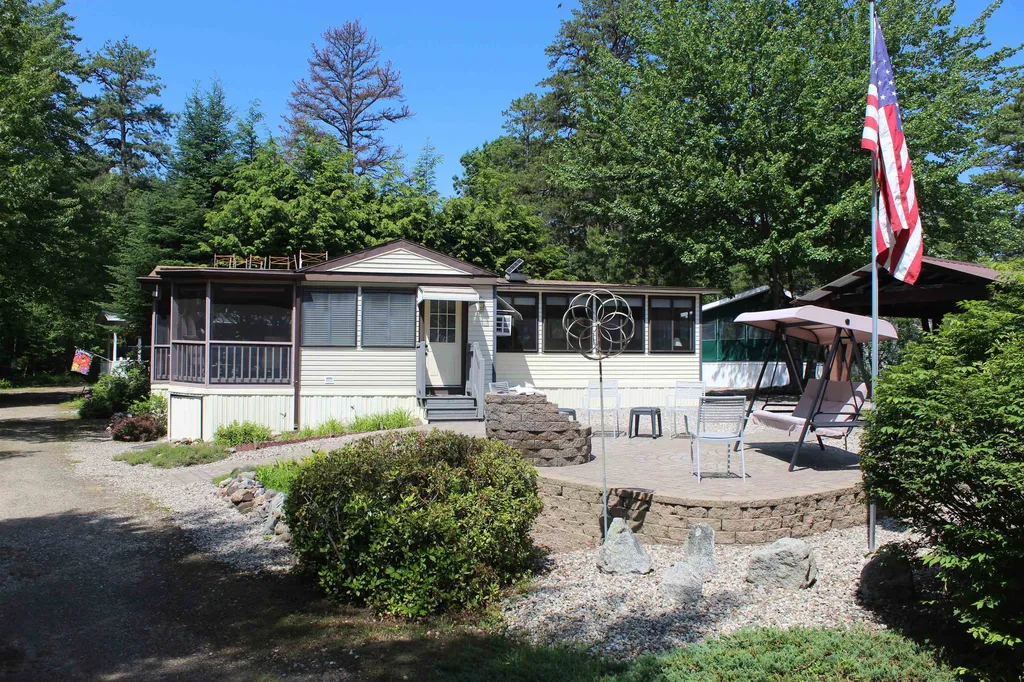 3 Tomahawk Lane Freedom NH 03836