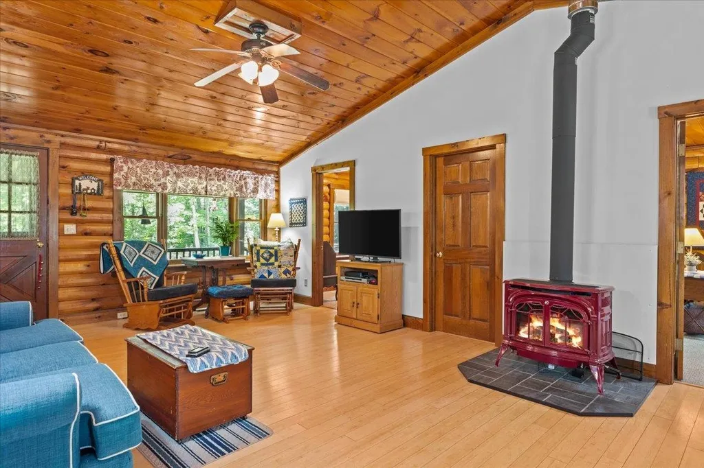 222 Billings Farm Road Hinesburg VT 05461