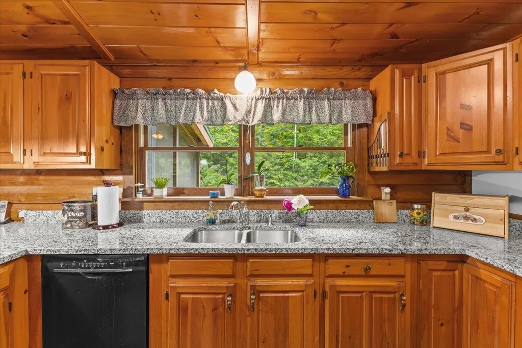 222 Billings Farm Road Hinesburg VT 05461