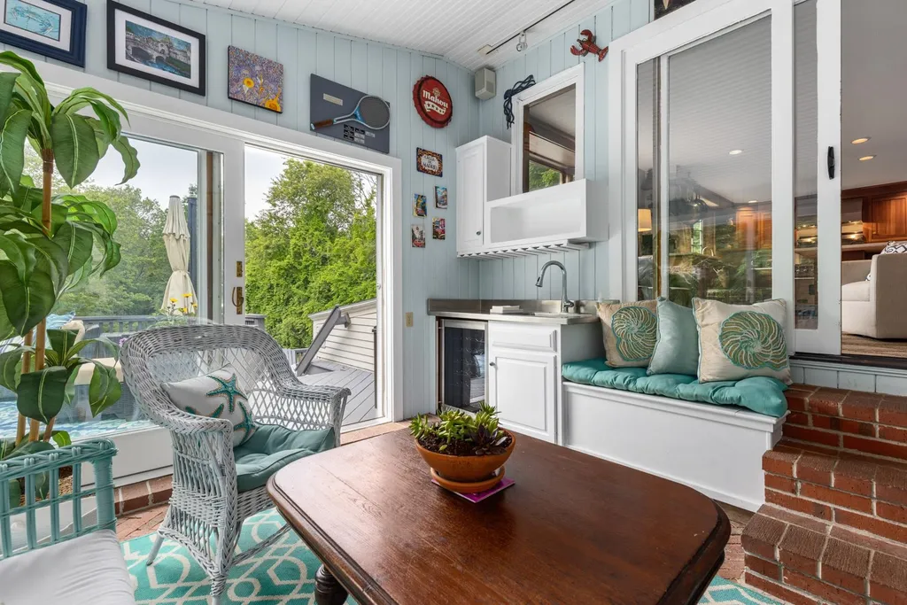 595 Washington Road Rye NH 03870