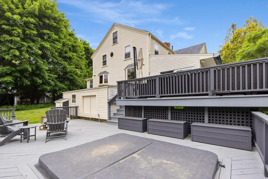 595 Washington Road Rye NH 03870