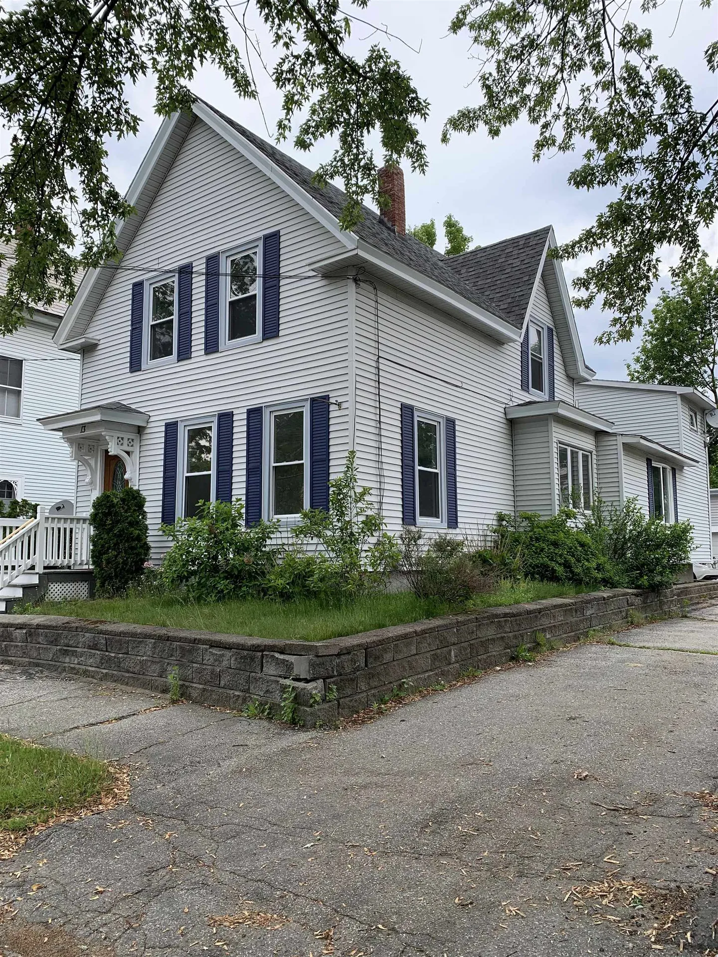 13 N Adams Street Manchester NH 03104