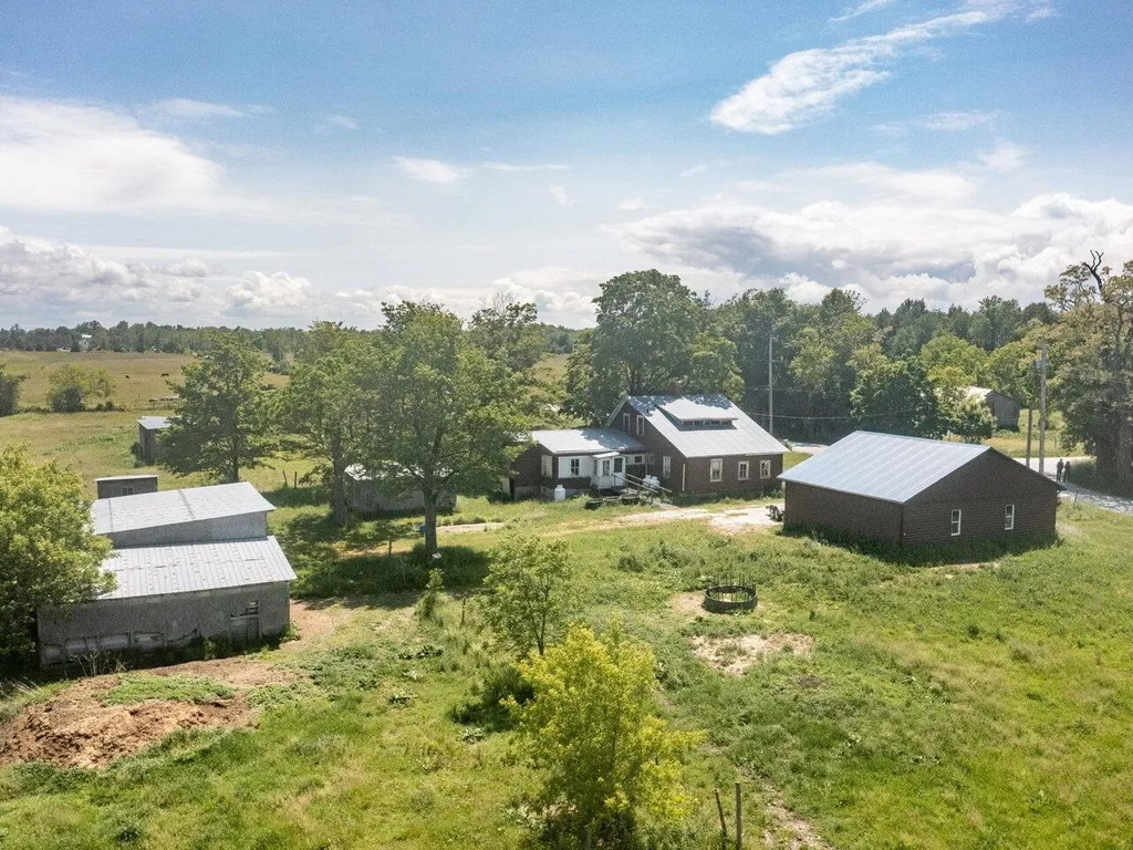 2271 Lake Road Charlotte VT 05445