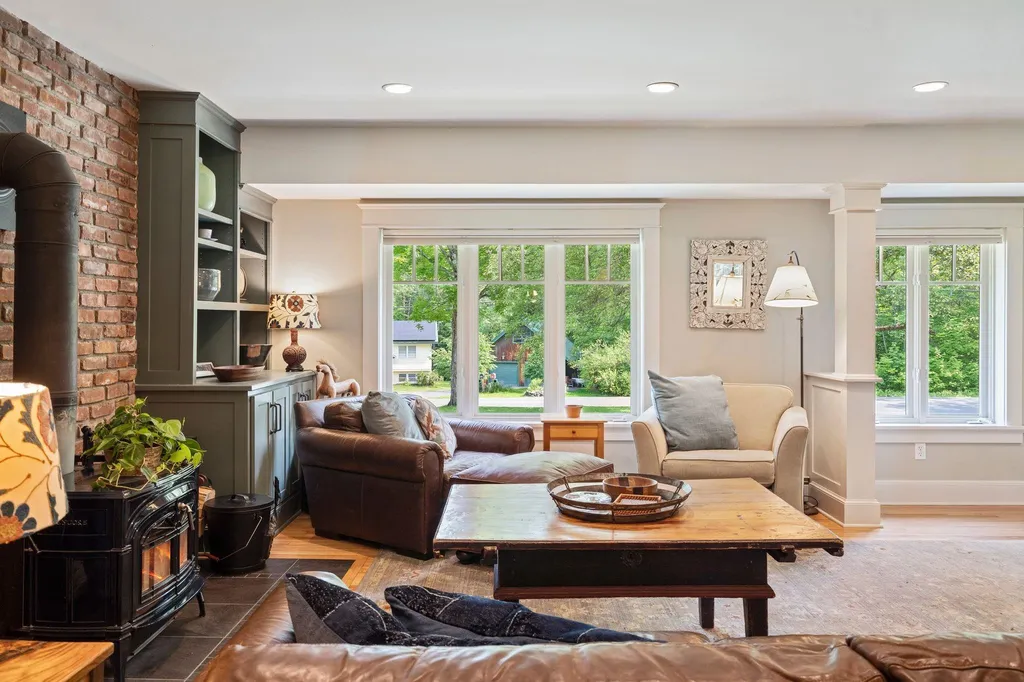 383 Dogford Road Hanover NH 03755