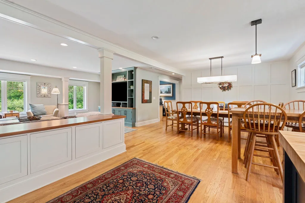383 Dogford Road Hanover NH 03755