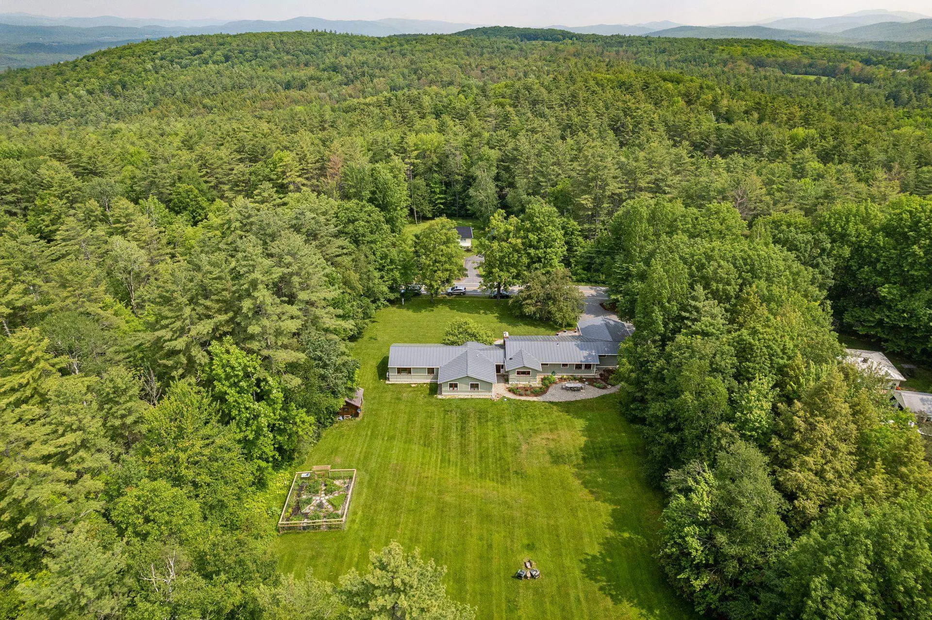 383 Dogford Road Hanover NH 03755