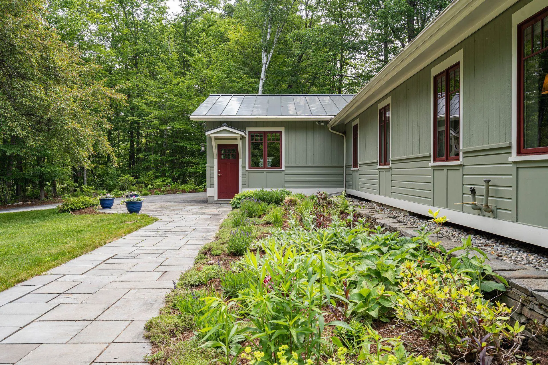 383 Dogford Road Hanover NH 03755