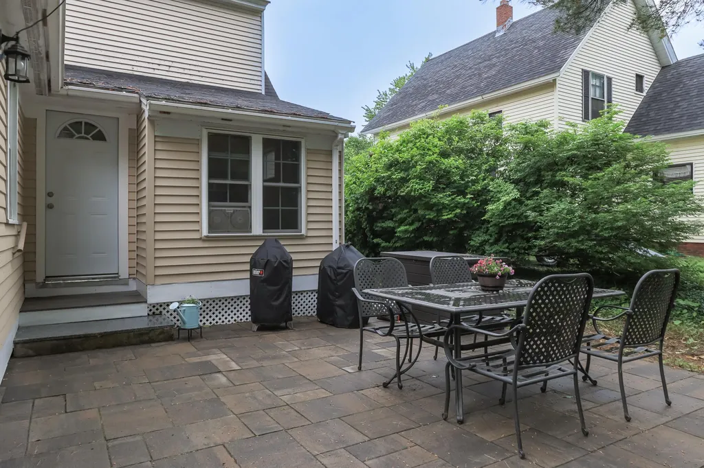 7 Mckinley Street Concord NH 03301