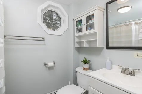 7 Mckinley Street Concord NH 03301