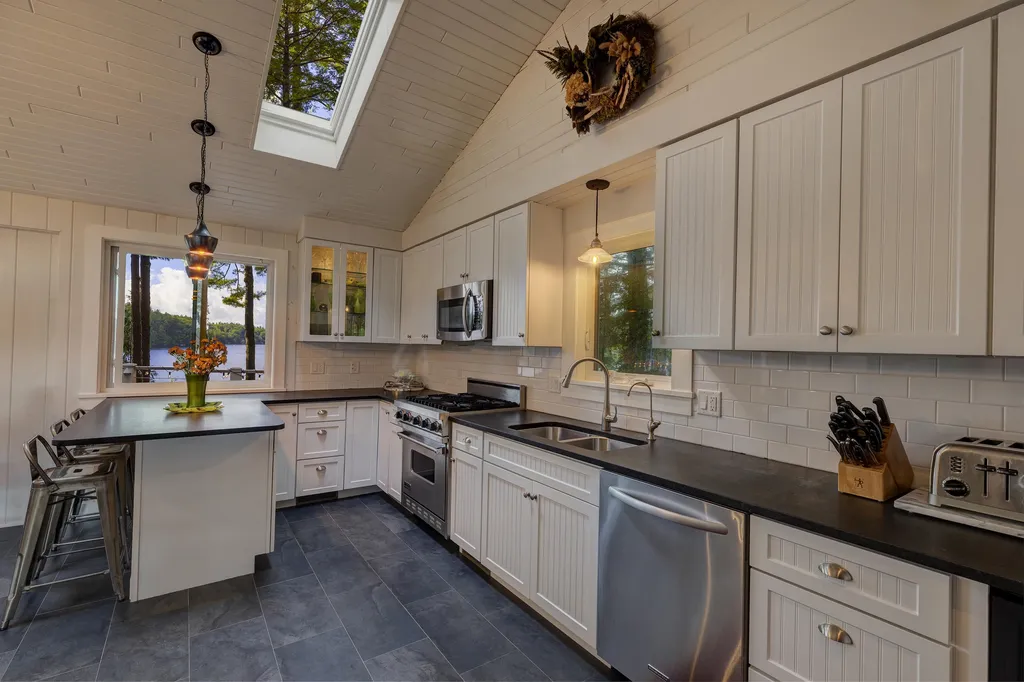 138 Bowles Road Newbury NH 03255