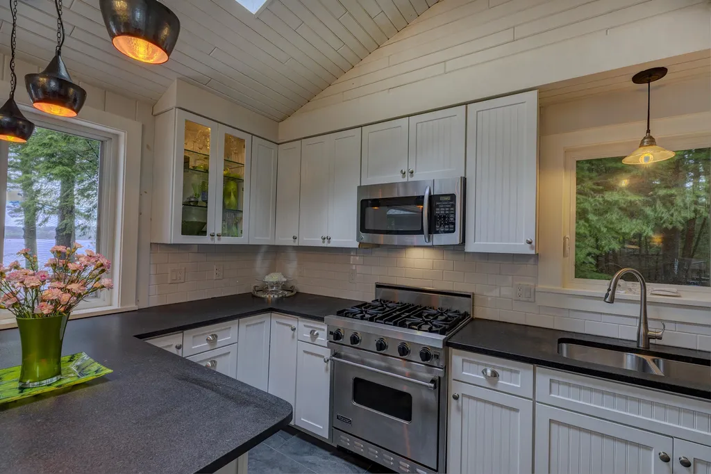 138 Bowles Road Newbury NH 03255