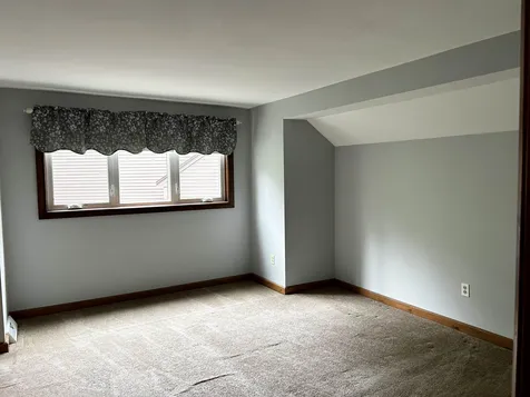 9 Grimsby Lane Nashua NH 03063