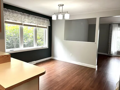 9 Grimsby Lane Nashua NH 03063