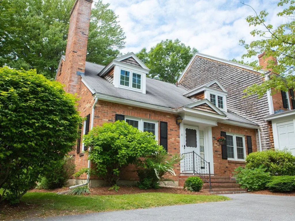 69 Joy Drive South Burlington VT 05403