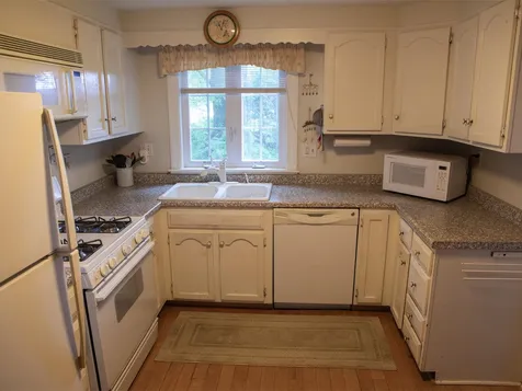 69 Joy Drive South Burlington VT 05403