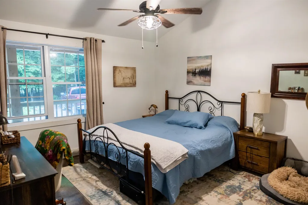 48 Blake Road Weare NH 03281