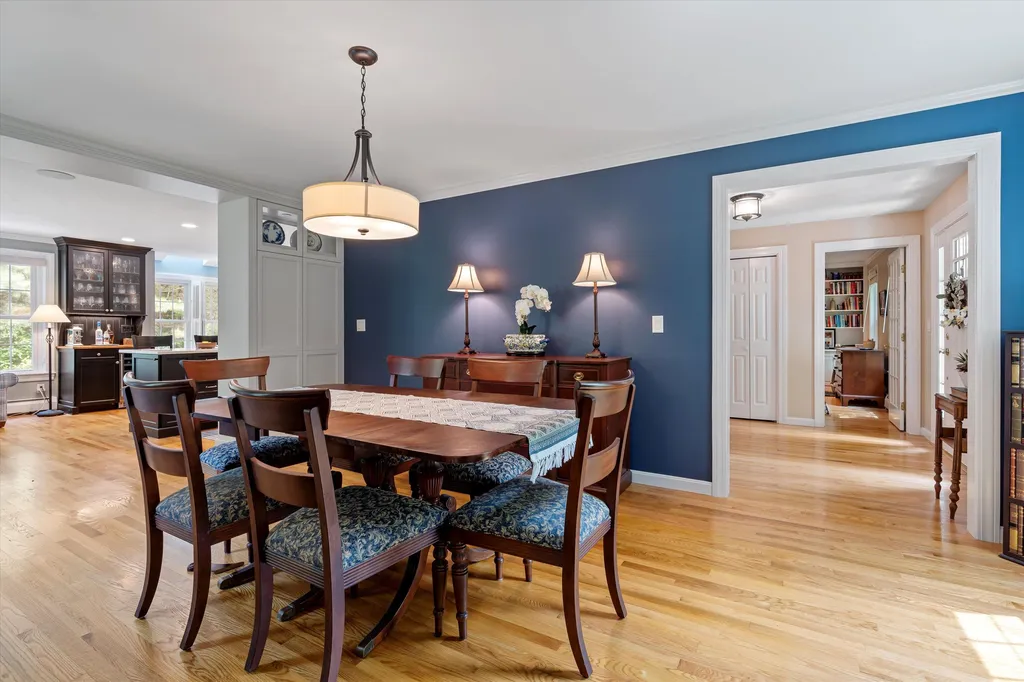 15 Pasture Lane Bedford NH 03110