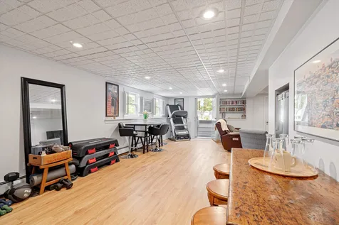 15 Pasture Lane Bedford NH 03110