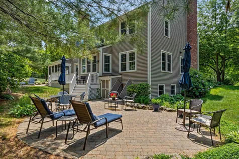 15 Pasture Lane Bedford NH 03110