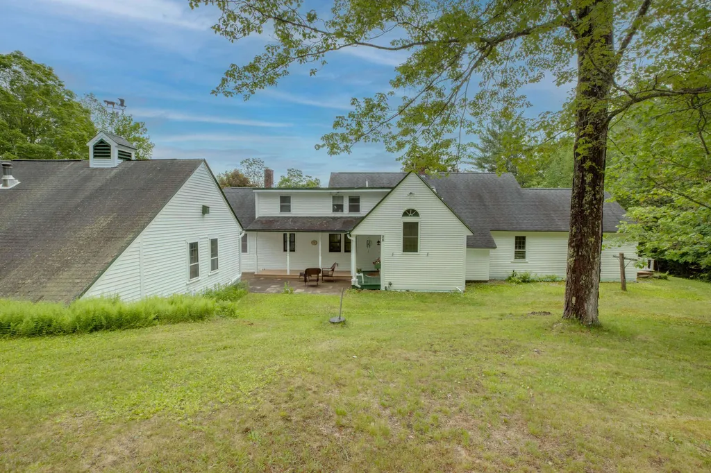 26 Blackberry Hill Road Thornton NH 03285