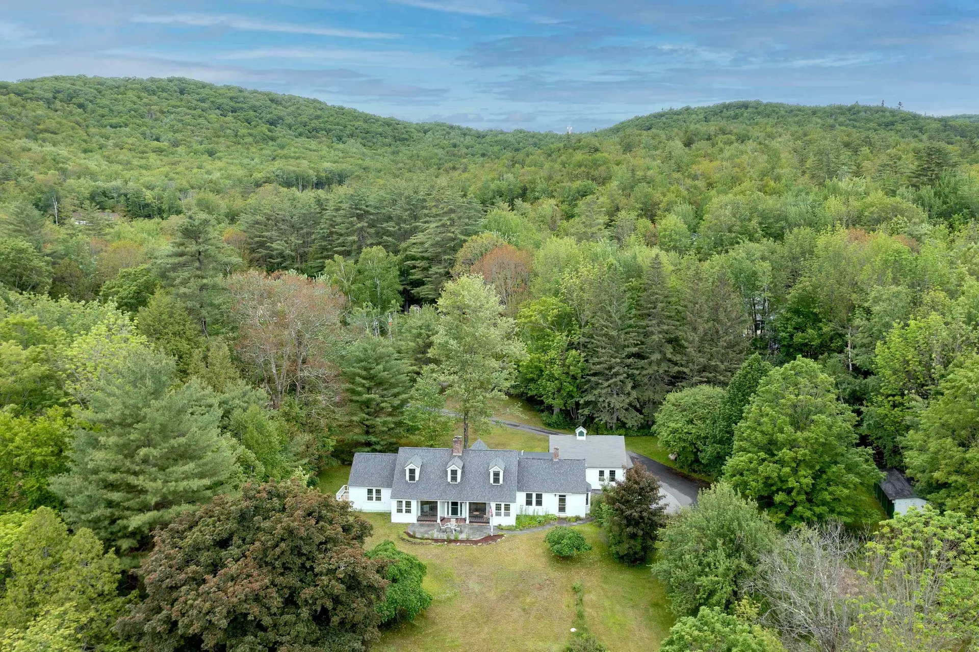 26 Blackberry Hill Road Thornton NH 03285
