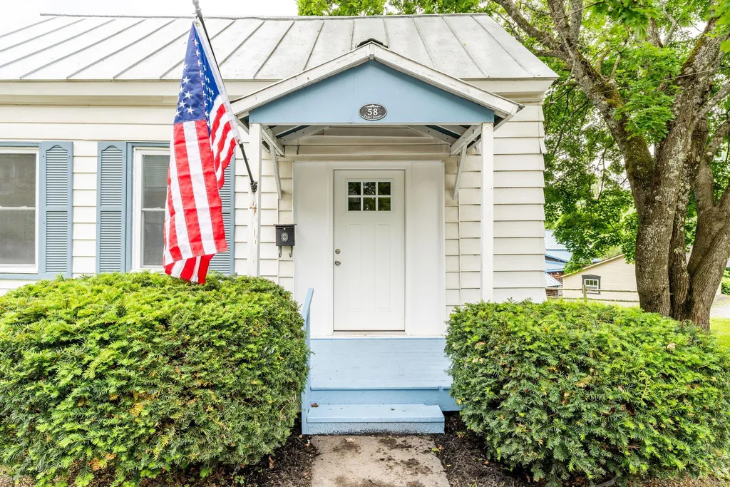 58 Pearl Street Northfield VT 05663