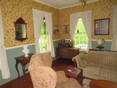45 Elm Street Wolfeboro NH 03894