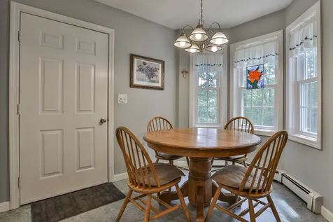 27 Massabesic Drive Auburn NH 03032