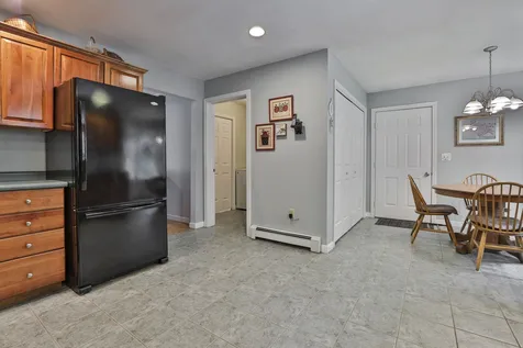27 Massabesic Drive Auburn NH 03032