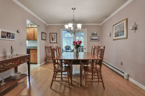 27 Massabesic Drive Auburn NH 03032