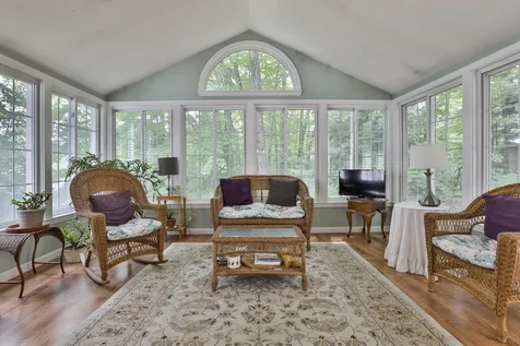 27 Massabesic Drive Auburn NH 03032